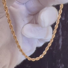 Load and play video in Gallery viewer, Gilded Rope Chain Anklet
