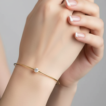 Load image into Gallery viewer, Minimalist Solitaire Bangle
