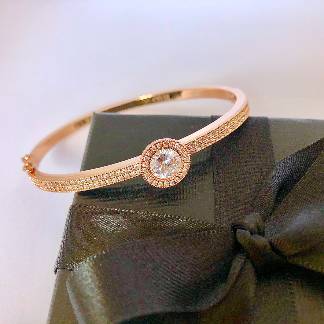 Du'a Solitaire Bangle - 18K Rose Gold Plated